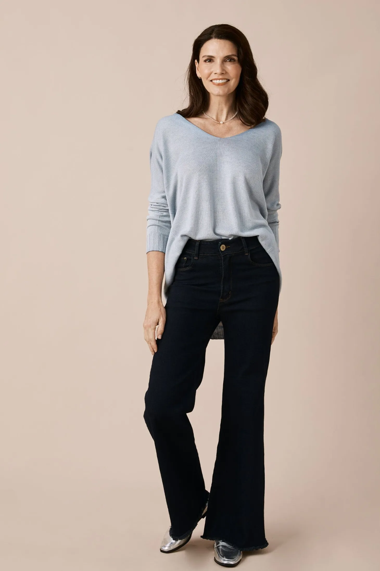 Discount Carolina Avery V-Neck Jumper Blue