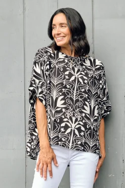 Discount Carolina Bianca Short Sleeve Top Lia Print