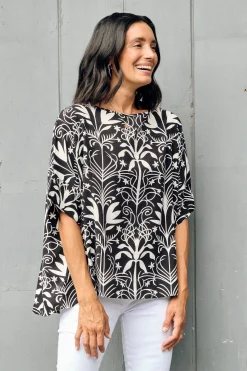 Discount Carolina Bianca Short Sleeve Top Lia Print