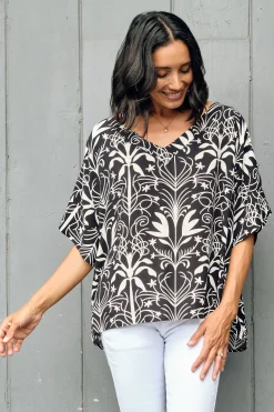 Best Carolina Bianca Short Sleeve Top Lia Print with V Neck