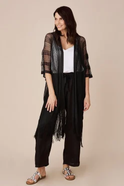 Fashion Carolina Bree Cape Black