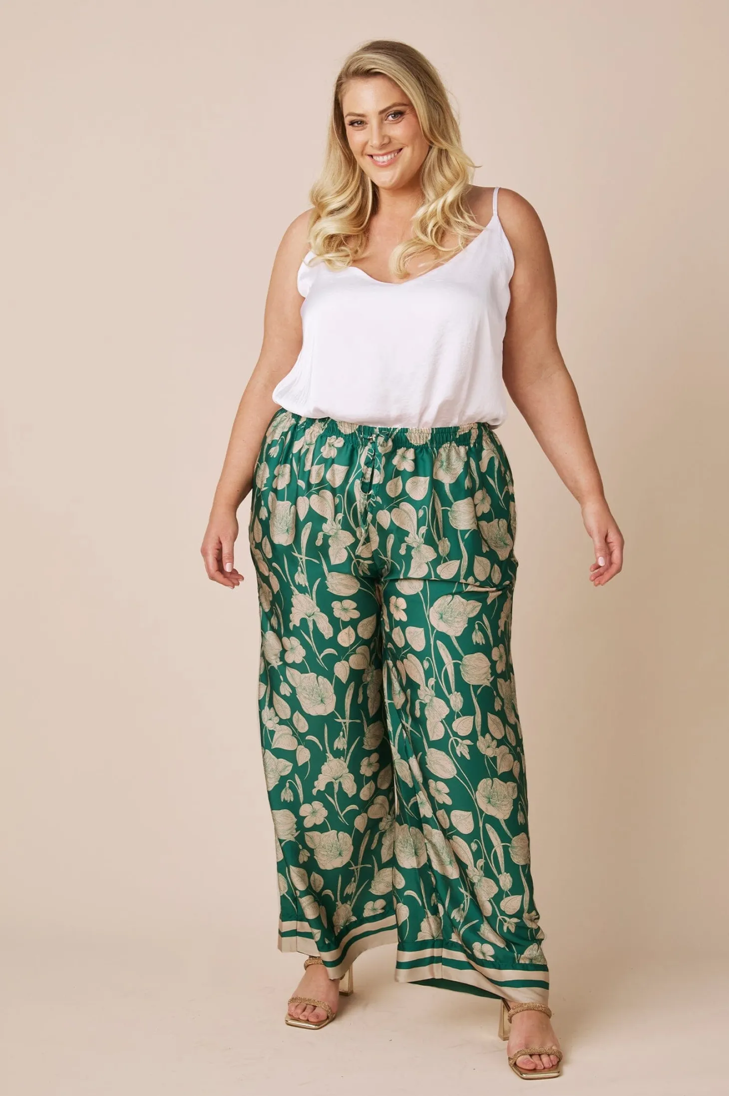 Shop Carolina Bridgett Pants Emerald