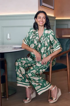 Best Sale Carolina Bridgett Short Sleeve Collared Shirt Emerald