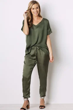 Fashion Carolina Camilla Pants Petite Olive