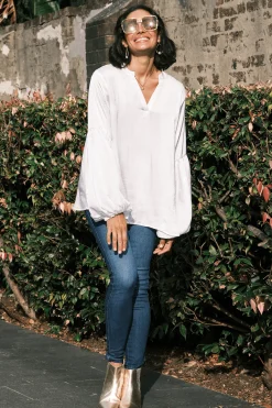 Fashion Carolina Comino Long Sleeve Top White