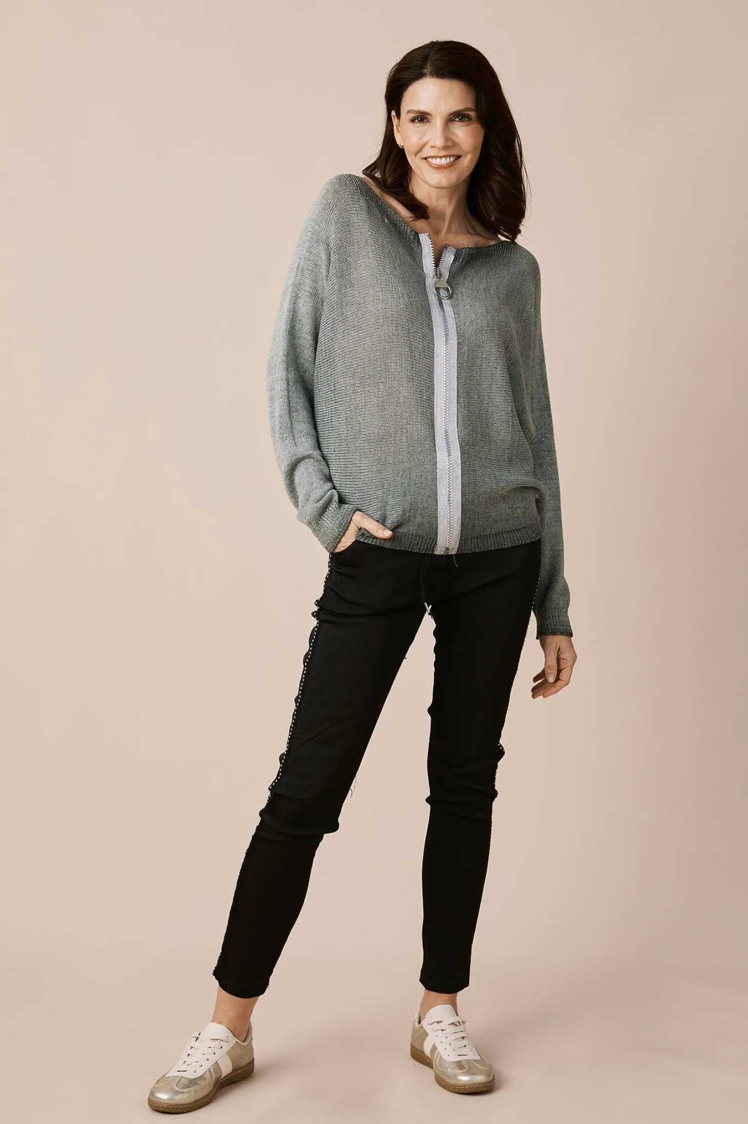 Store Carolina Elsa Jogger Black