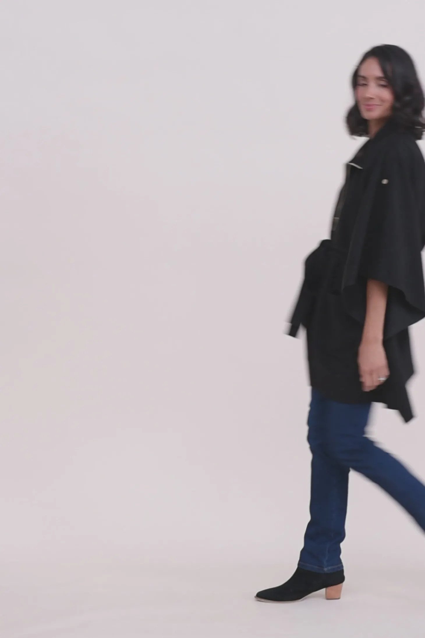 Cheap Carolina Emily Cape Black