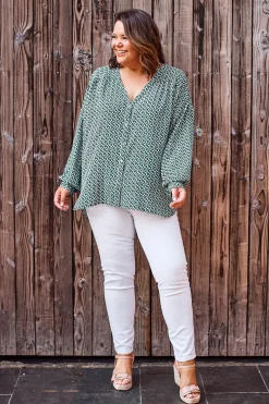 Store Carolina Florence Long Sleeve V-Neck Buttoned Top