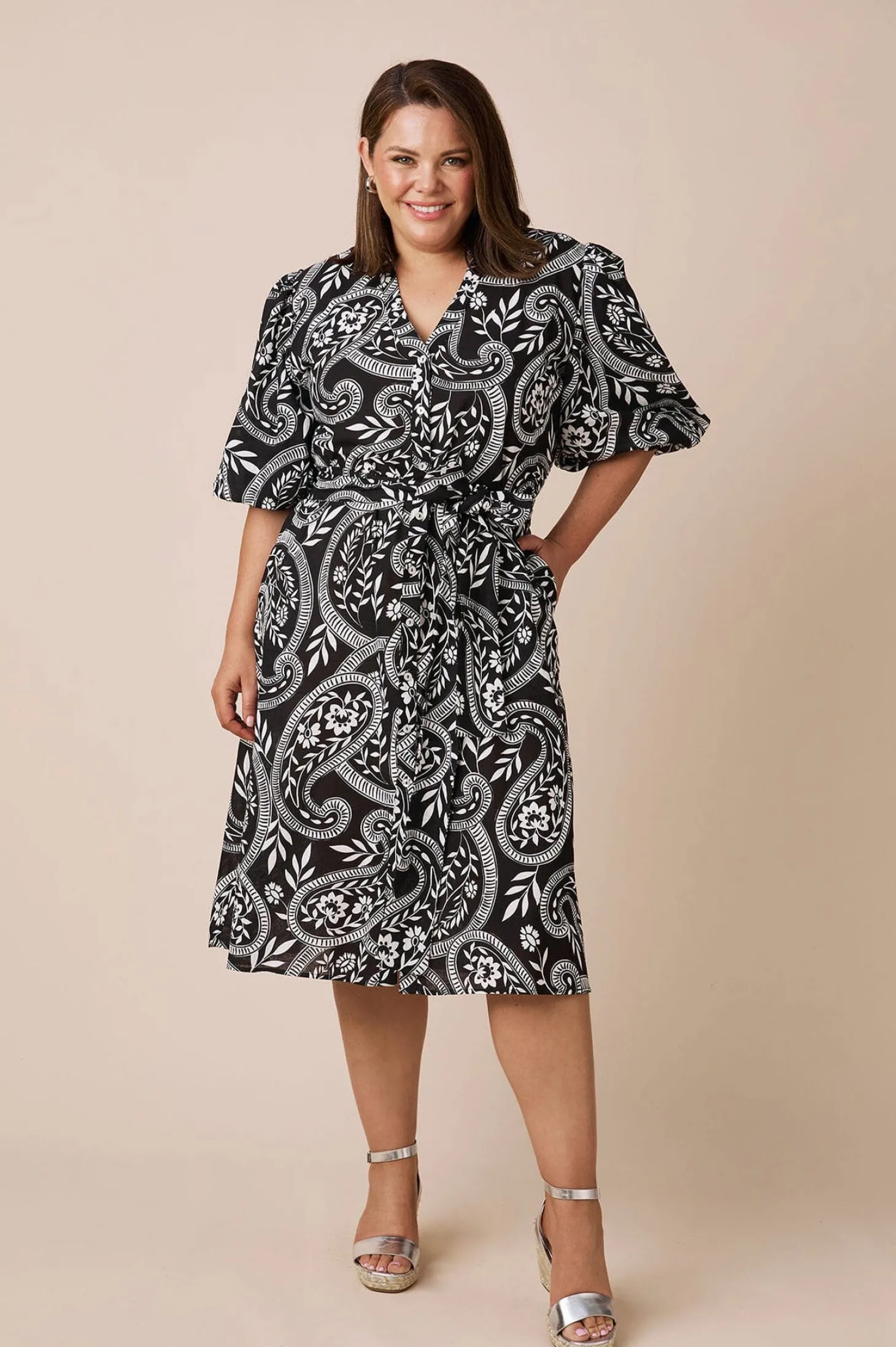 Store Carolina Francis Dress Black and White