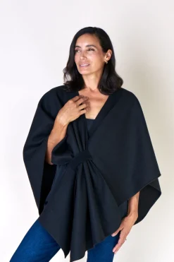 Online Carolina Grace Cape Black