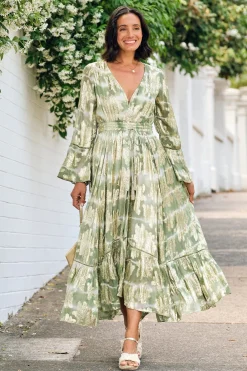 Fashion Carolina Halina Dress in Aloe