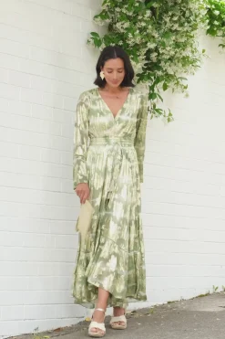 Fashion Carolina Halina Dress in Aloe