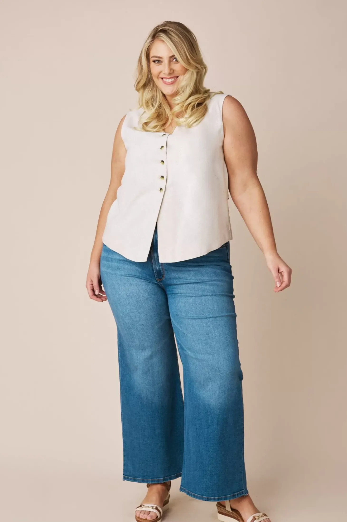 Clearance Carolina Jocelyn Vest Oatmeal-Pre Order