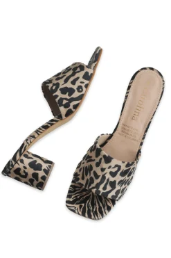 Fashion Carolina Kara Animal Print Heels