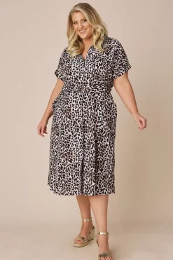 Hot Carolina Kendi Animal Print Dress