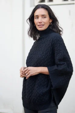 Cheap Carolina Lilianna Poncho Black