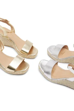 Fashion Carolina Madison Wedges Gold