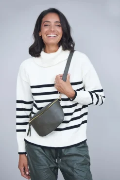 Online Carolina Ramona Small Leather Handbag Olive