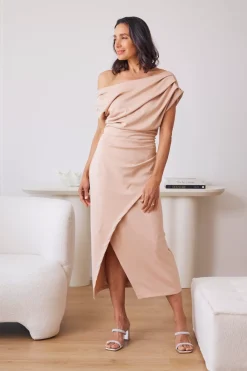 Fashion Carolina Roslyn Dress Champagne