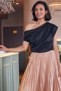 Best Sale Carolina Roslyn Top Black
