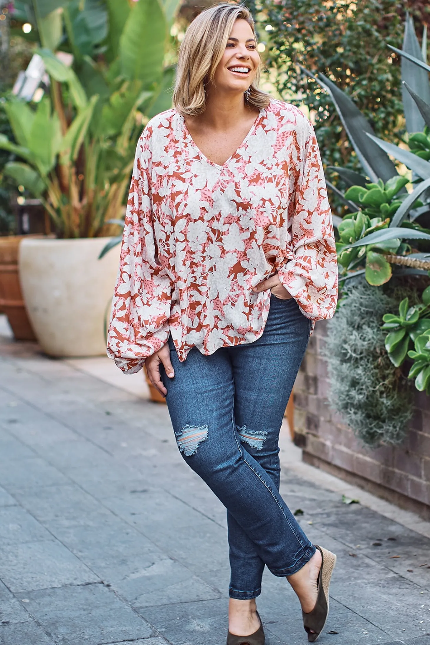 Store Carolina Shannon Floral Long Sleeve Top Rose