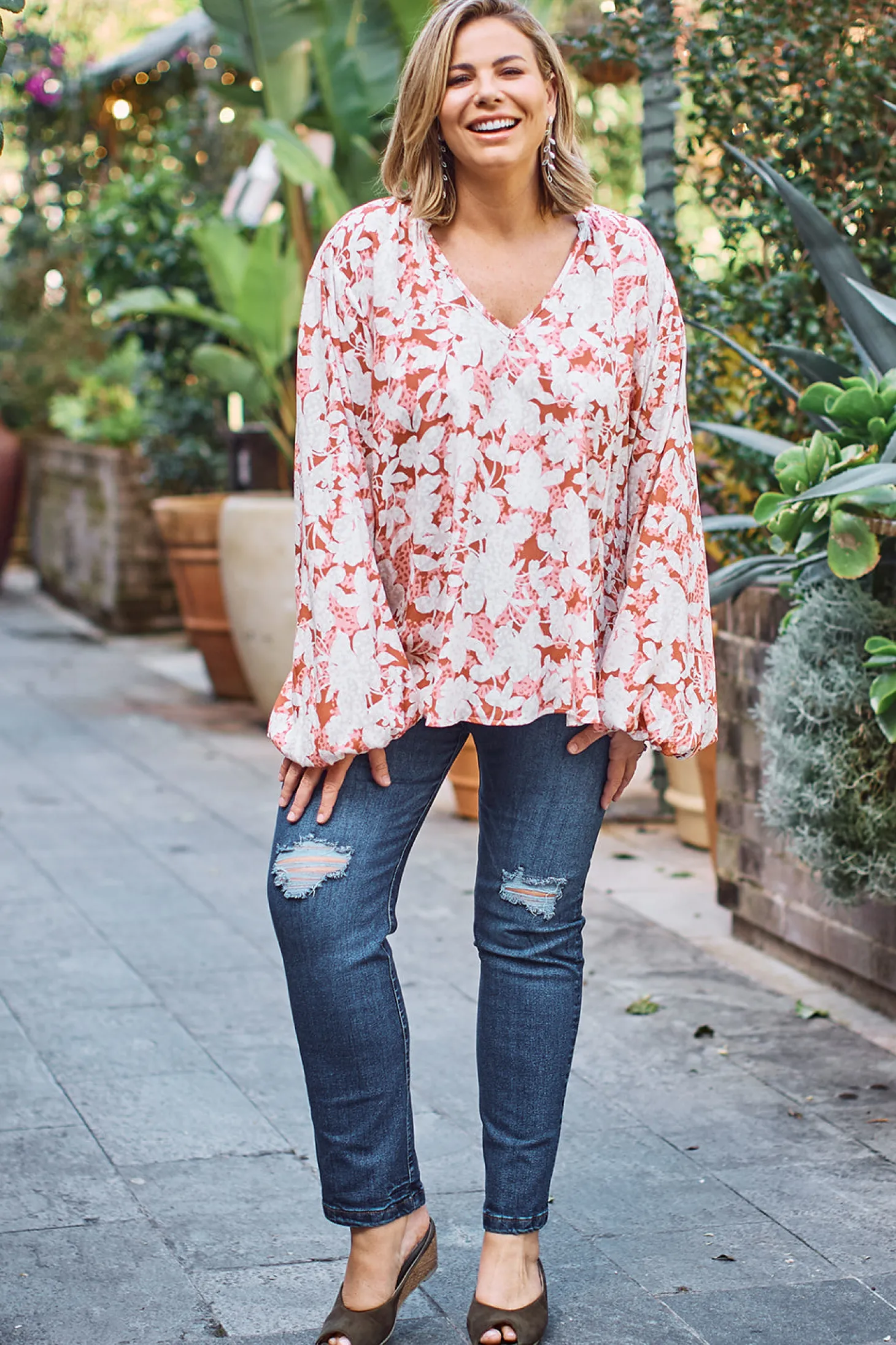 Store Carolina Shannon Floral Long Sleeve Top Rose