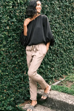 Sale Carolina Sienna Round Neck Top Black