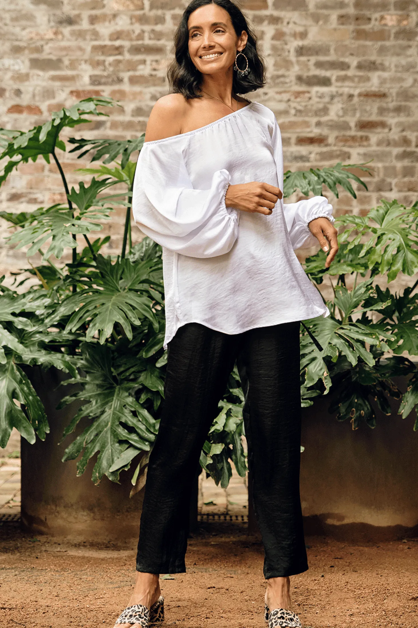 Discount Carolina Sienna Round Neck Top White