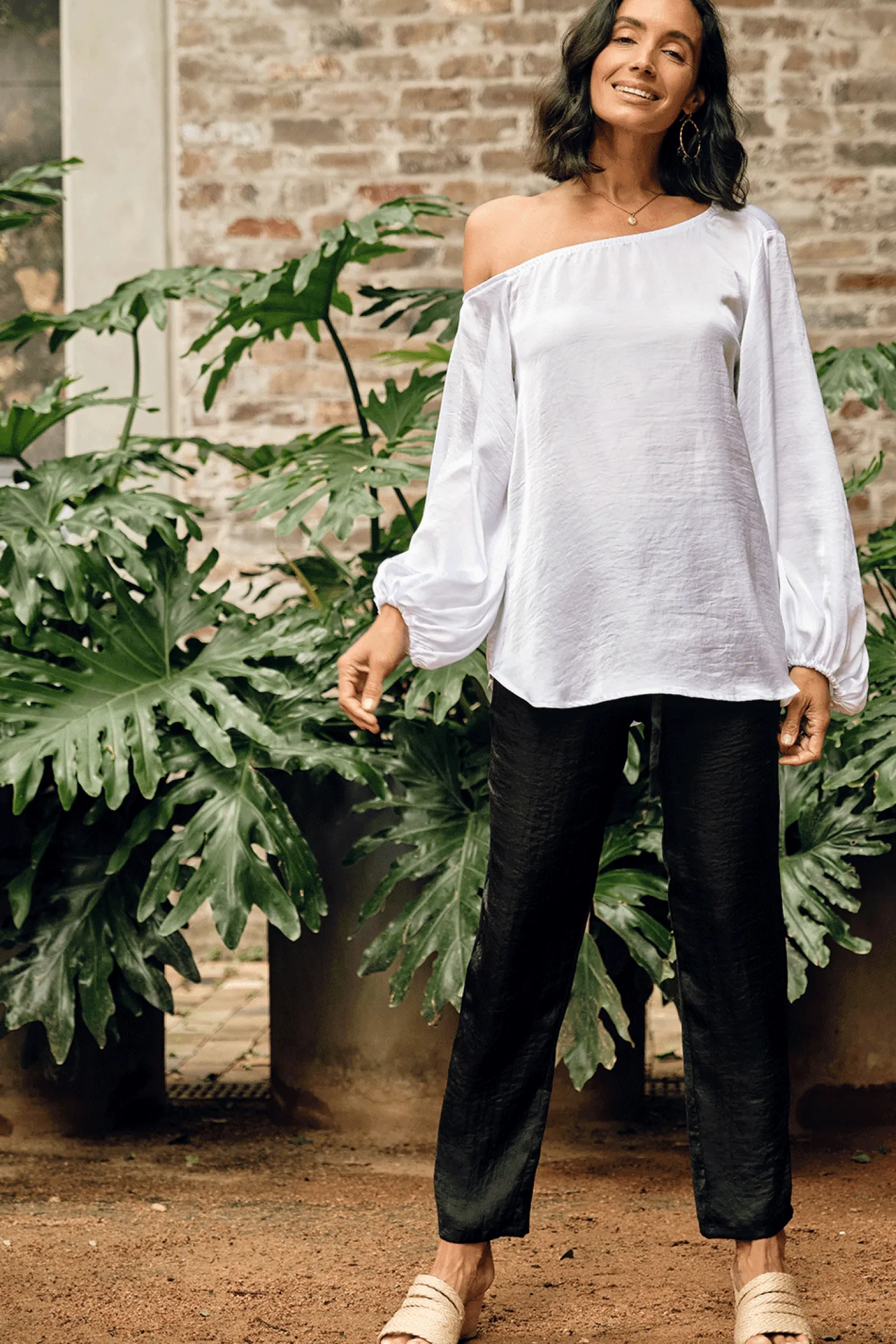 Discount Carolina Sienna Round Neck Top White