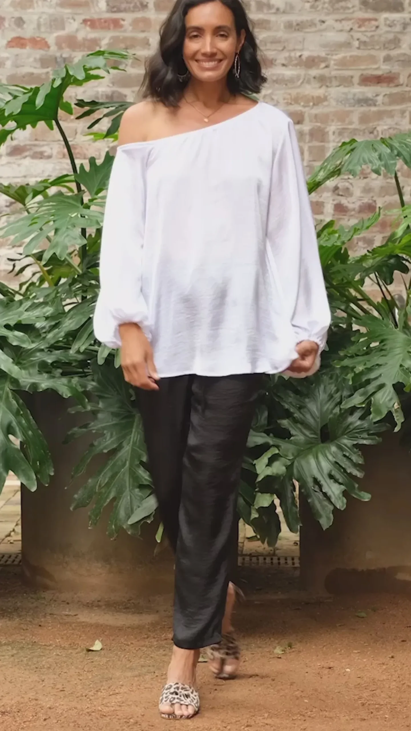 Discount Carolina Sienna Round Neck Top White