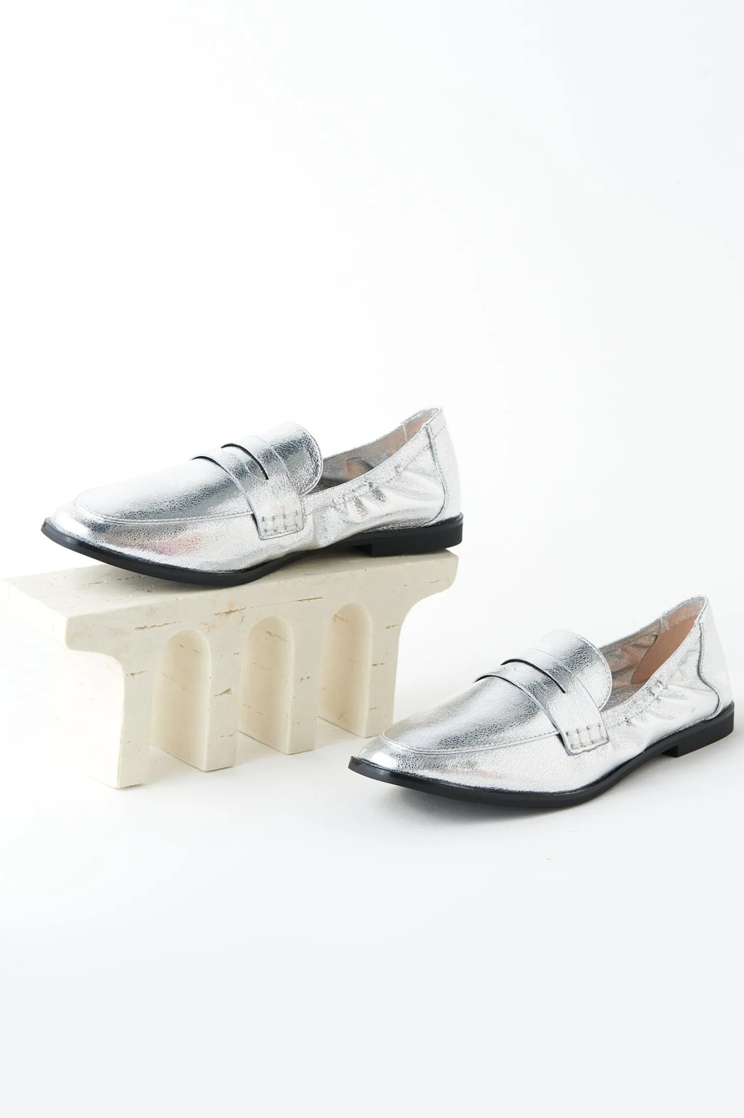 Store Carolina Sonia Loafers Silver