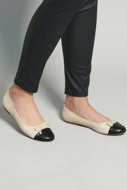 Store Carolina Soraya Ballet Flats Nude With Black Toe Cap