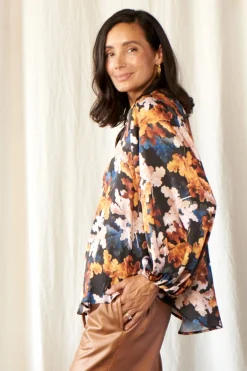 Sale Carolina Sovana Long Sleeve Top in Cassia Print