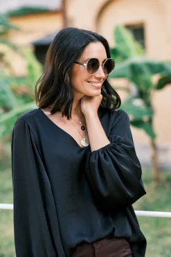 Fashion Carolina Sovana V-Neck Long Sleeve Top Black