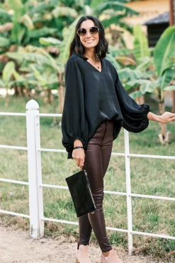 Fashion Carolina Sovana V-Neck Long Sleeve Top Black