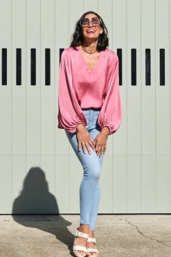 Flash Sale Carolina Sovana V-neck Long Sleeve Top Pink