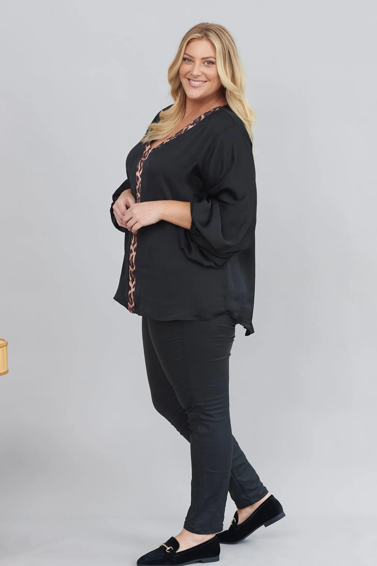 Fashion Carolina Sovana V-Neck Top Black with Animal Trim