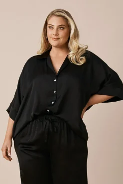 Outlet Carolina Tory Short Sleeve Collared Shirt Black