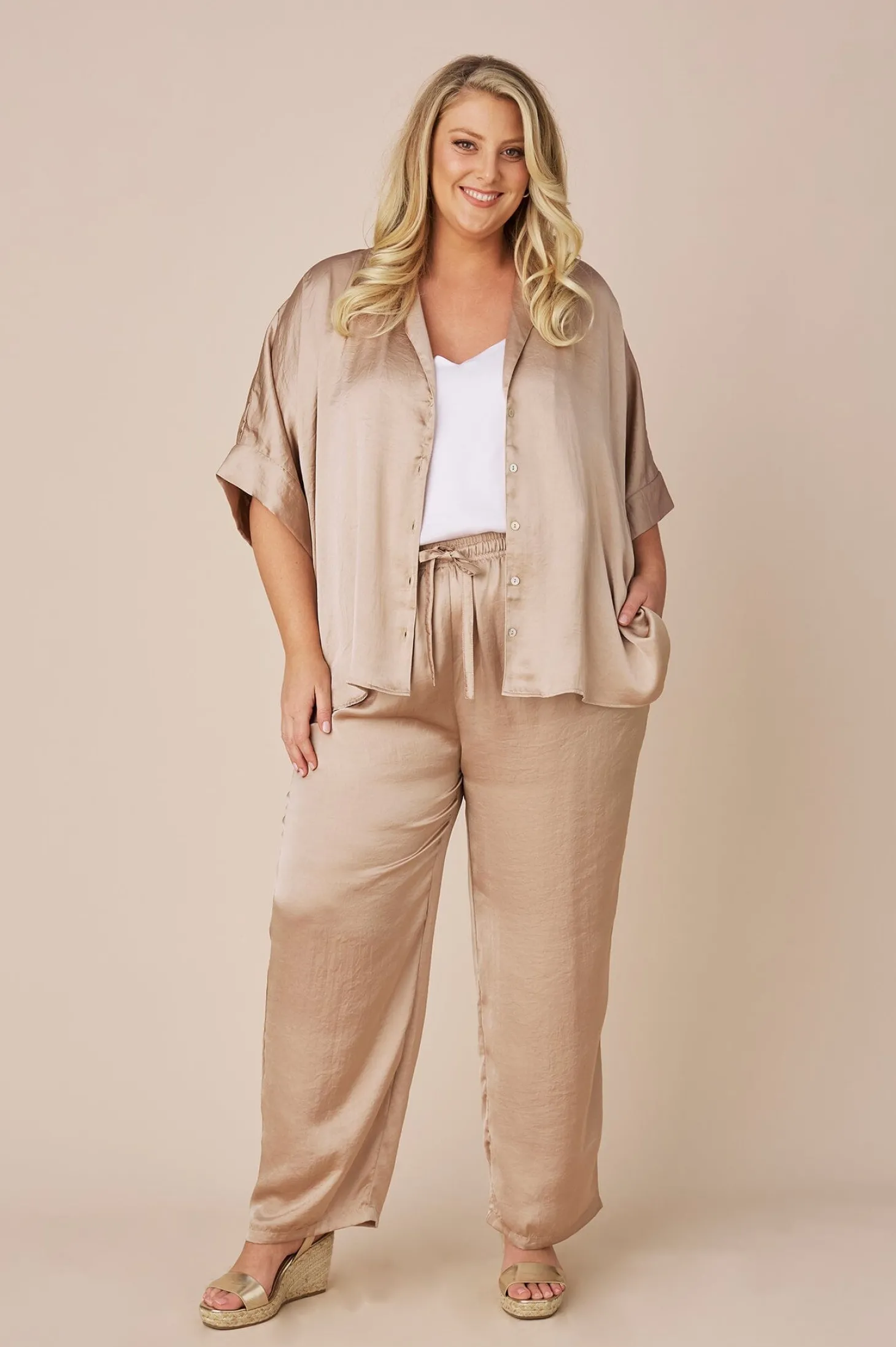 Store Carolina Tory Short Sleeve Collared Shirt Espresso