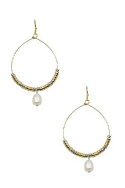 Hot Carolina Wanda Pearl Earrings