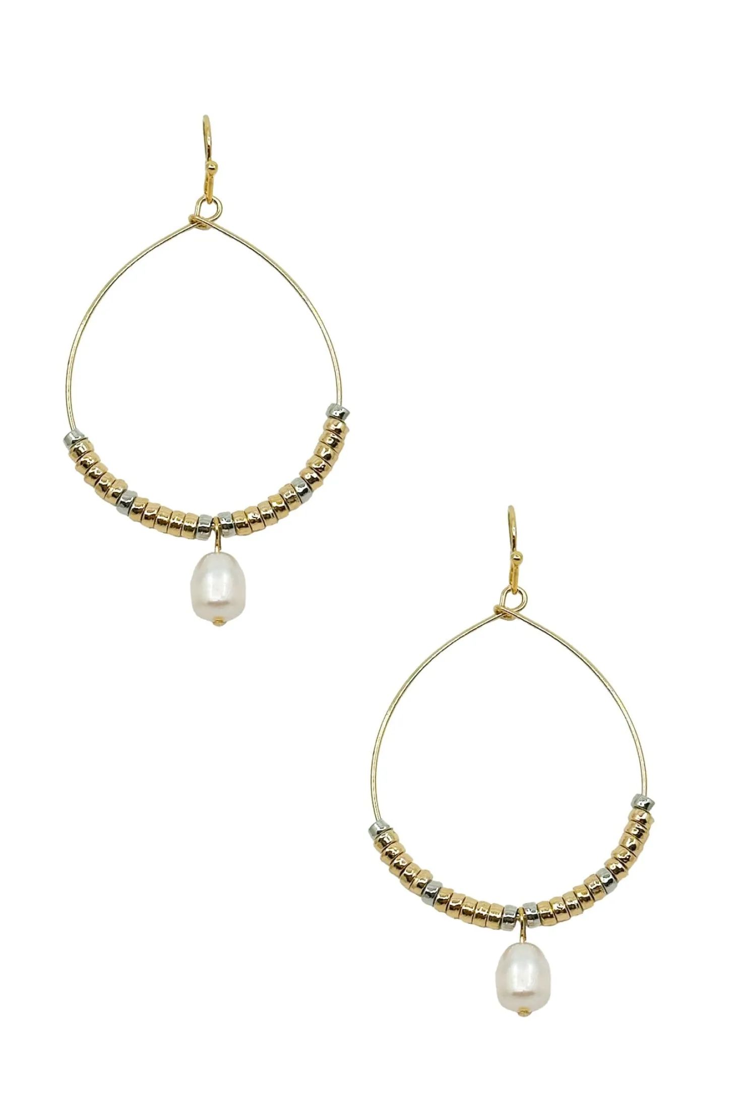 Hot Carolina Wanda Pearl Earrings