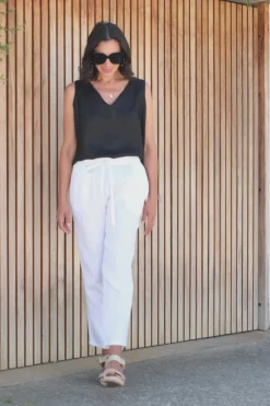 Flash Sale Carolina Zoe Linen Sleeveless Top Black